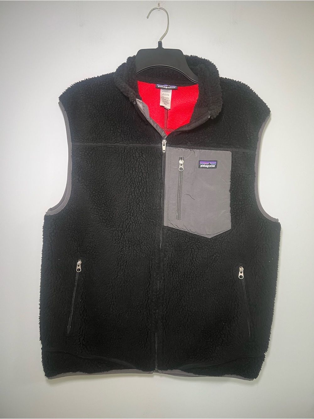 Patagonia Men’s Retro X Vest Fleece Black Red Gray Size L